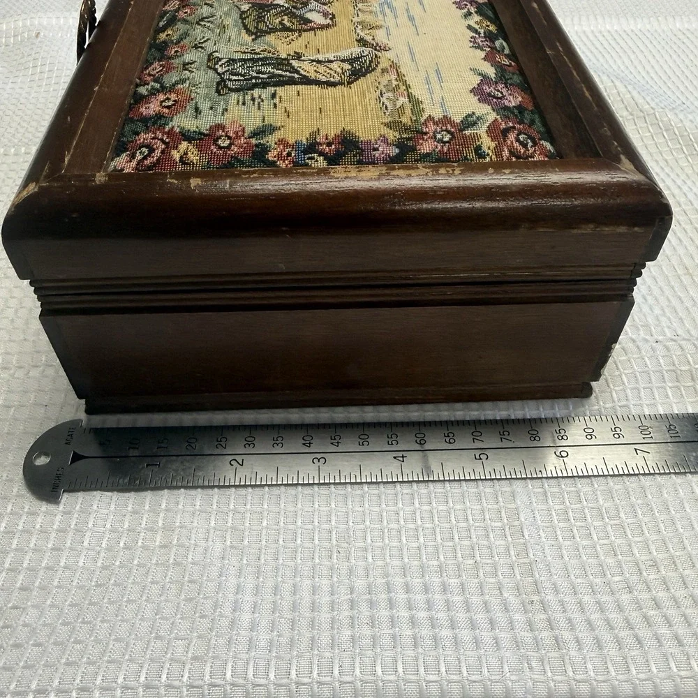 Vintage Wood Jewelry Box‎ Tapestry Lid Gold Velvet Lining Mirror HiMark Japan